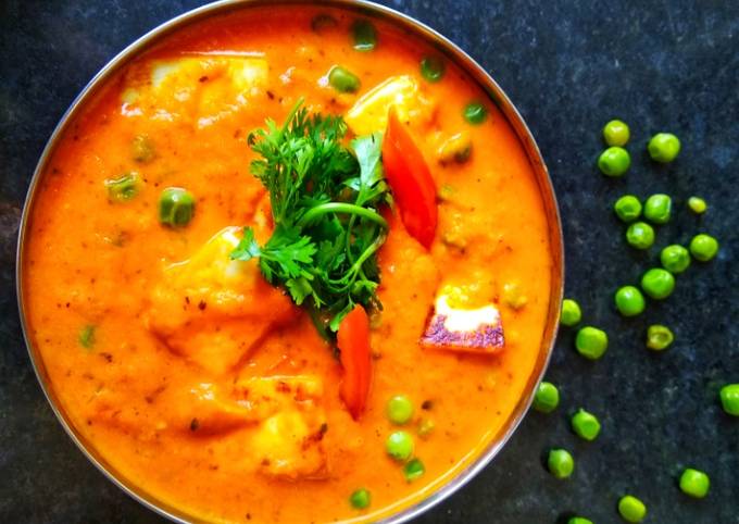 Recipe of Favorite Mutter paneer masala