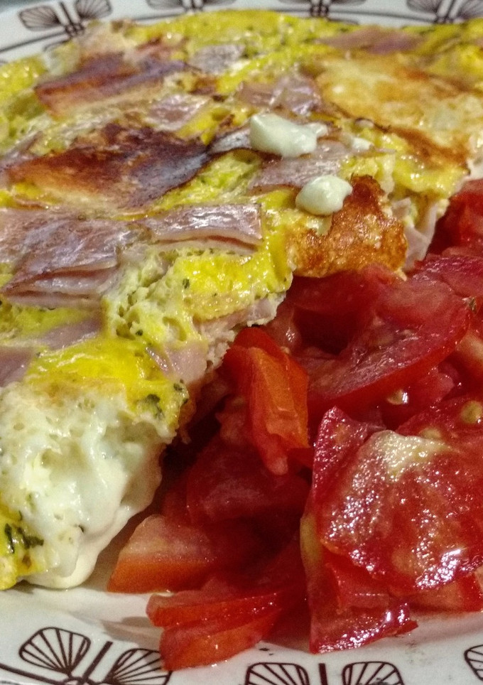 Una foto de Omelette de Jamón y Queso