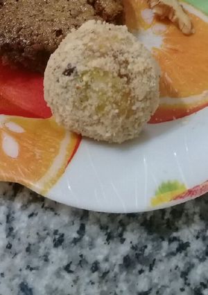 Una foto de Trufas de mijo, maní y dátiles✏