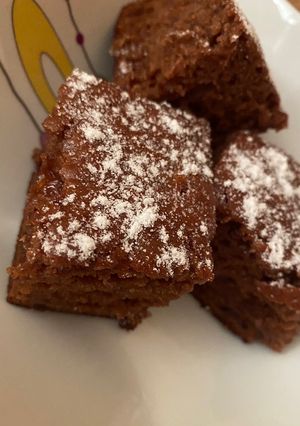 O poză a rețetei Negresa cu dulceața de cireșe.