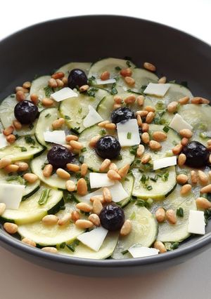 Une photo de ☆Carpaccio de Courgettes☆