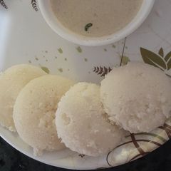 A picture of Instant rava idli.