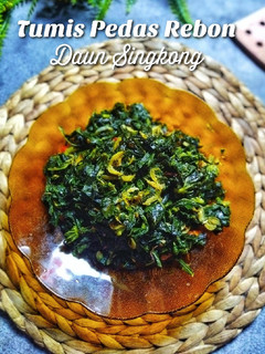 Foto resep Tumis Pedas Rebon Daun Singkong