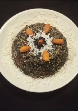 A picture of Black sesame seeds kachariyu.