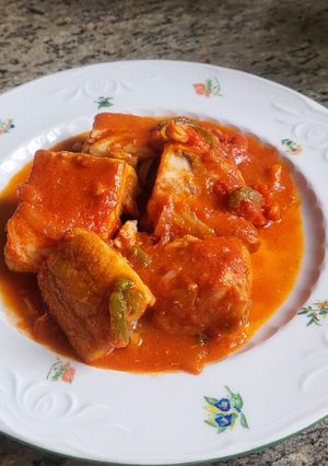 Una foto de Bacalao con tomate