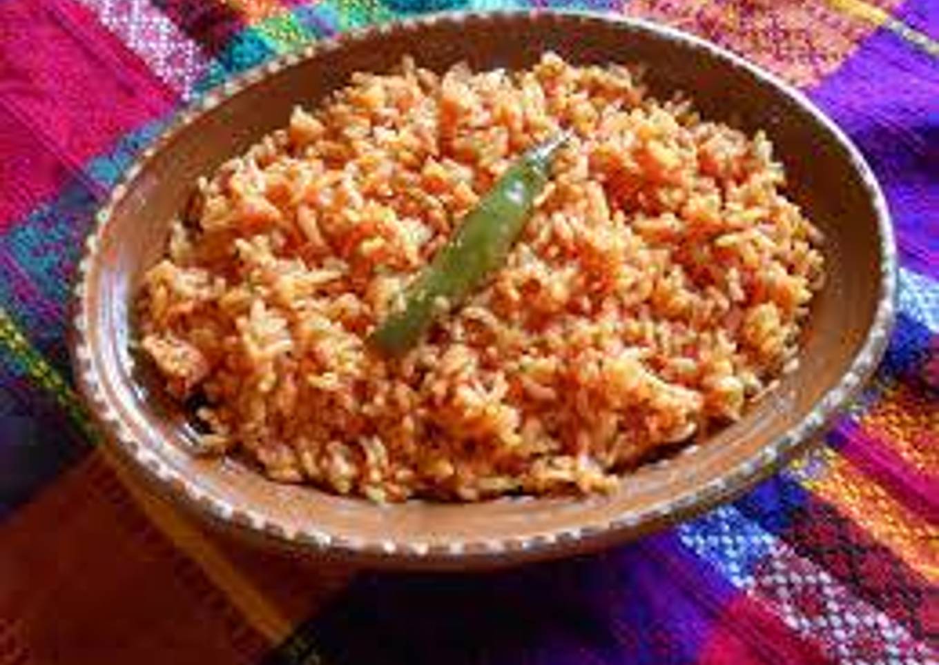 Arroz rojo con verduras