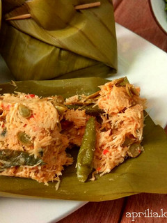Foto resep Bothok campur2 (petai cina, tahu, tempe, daun singkong)