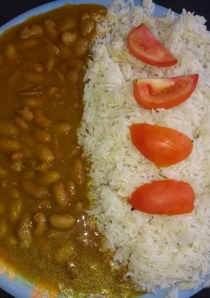 A picture of Rajma with rice.