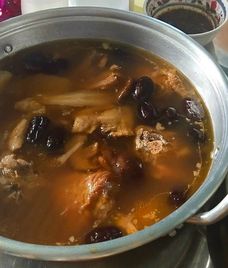 gà hầm thuốc bắc