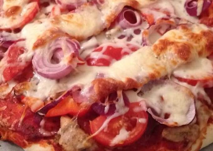 Egyszerű de nagyszerű pizza 🍕 recept foto