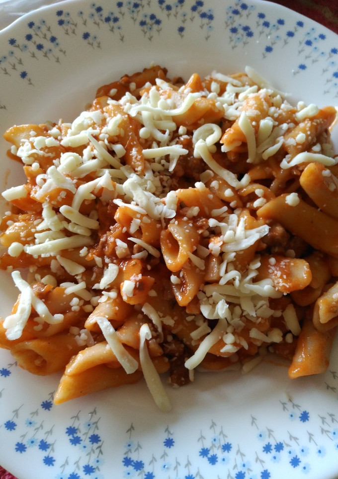 Una foto de Macarrones con carne