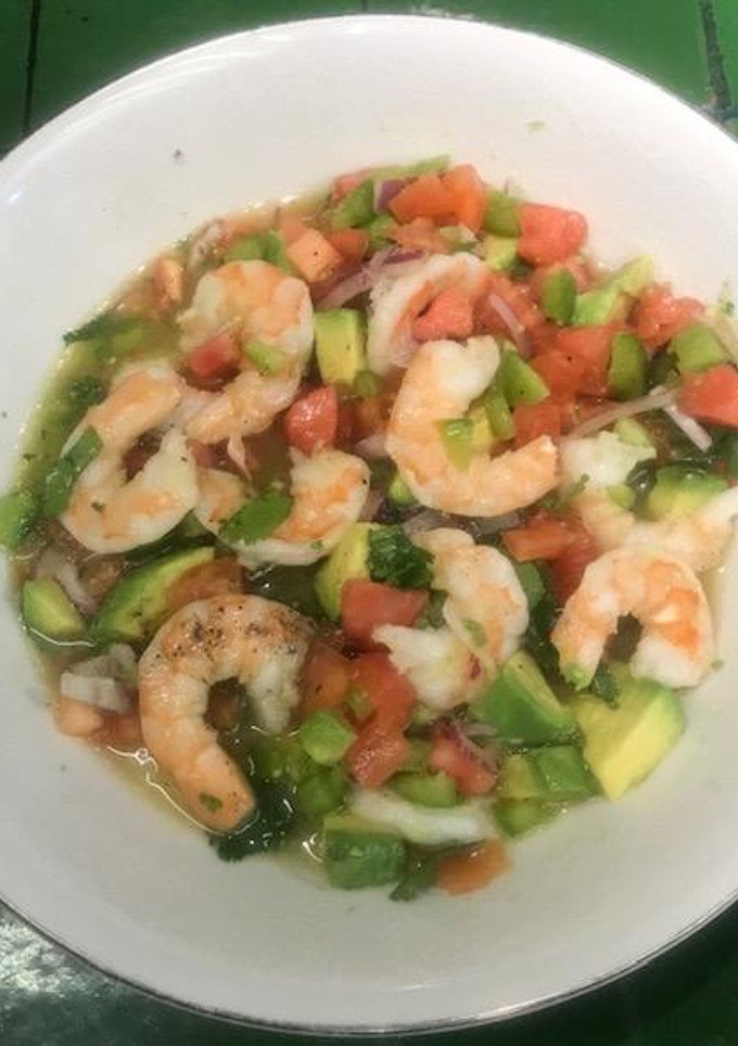 Una foto de Cebiche de langostinos (camarones) 🍤