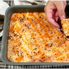 A picture of Sushi baked using blue dragon sushi meal kit.