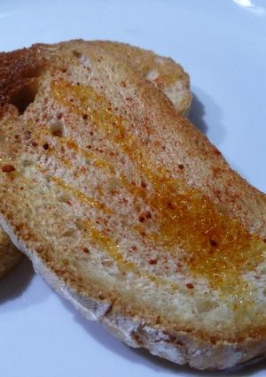 Foto principal de Tostadas con ajo y pimentón