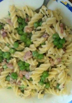 A picture of Pea and Pancetta Fusilli.