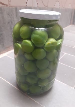 عکسی از دستور ترشی گوجه سبز
