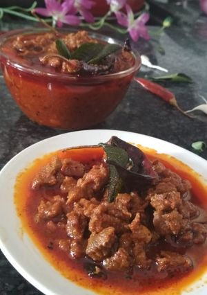 A picture of Mutton pickle (gosht ka achar).