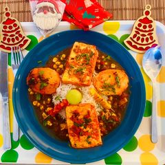 A picture of Tawa Paneer Steak on Garlic Rice with Vegetarian 🌱 🍅Gravy ~Unique Party Fusion🥳😋❣️.