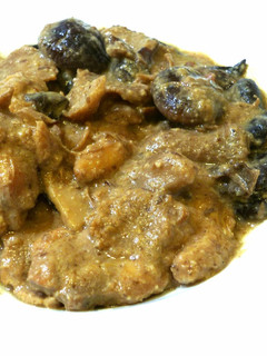 Una foto de Pollo en salsa shiitake