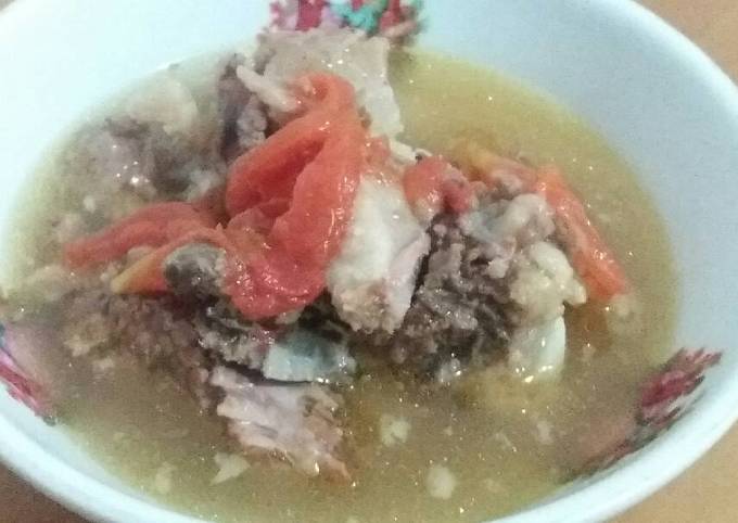Sup Daging (Saronco Hi'i) Khas Nusa Tenggara Barat dengan Rice Cooker