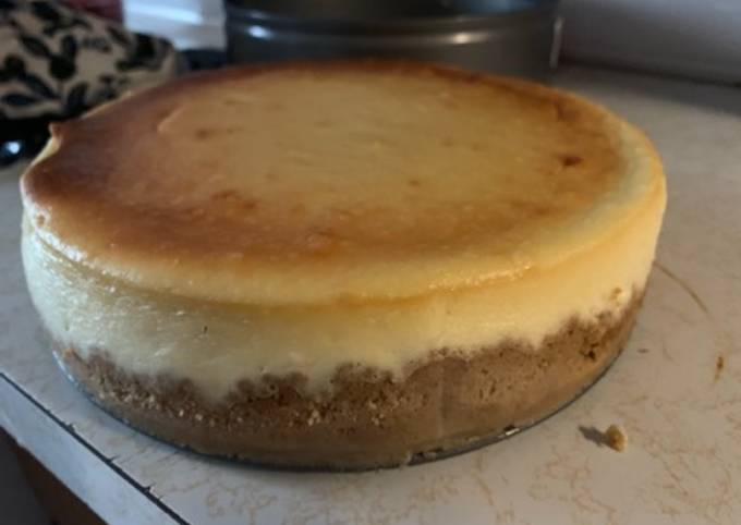 Simple Way to Make Favorite Thick New York Style Cheesecake