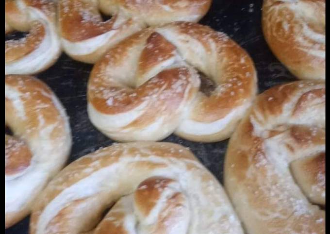 How to Make Award-winning Soft & Chewy Pretzel