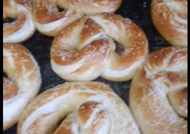 Recipe of Perfect Soft & Chewy Pretzel