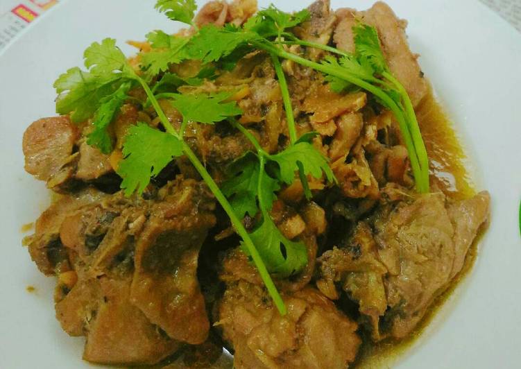 Simple Way to Make Award-winning Gà kho gừng