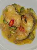 Rape en salsa de naranja y miel