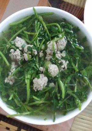Hình của món Canh xà lách xoong thịt băm.