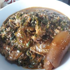 A picture of Okro soup with pomo and peri wrinkle.