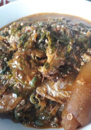 A picture of Okro soup with pomo and peri wrinkle.