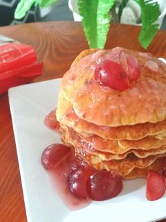 Foto resep Fluffy Oatmeal Pancake with Grape Sauce