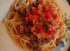 Una foto de Spaghetti a la boloñesa
