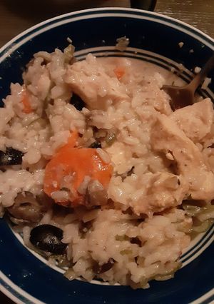 A picture of Chicken and rice.