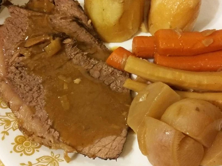 Easy Steps to Prepare Perfect Pot Roast &amp;amp; Vegetables the So Delicious Tasty