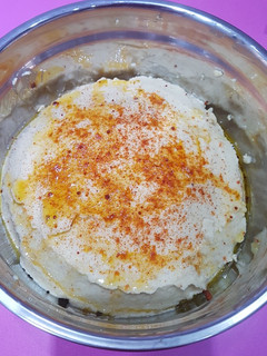 Una foto de Hummus thermomix