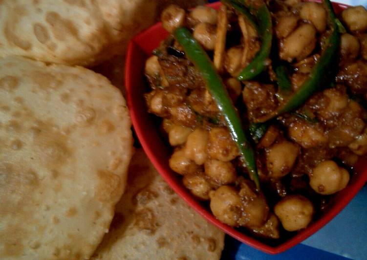 Simple Way to Prepare Any-night-of-the-week Chole Bhature…..Ummm Sinful!!