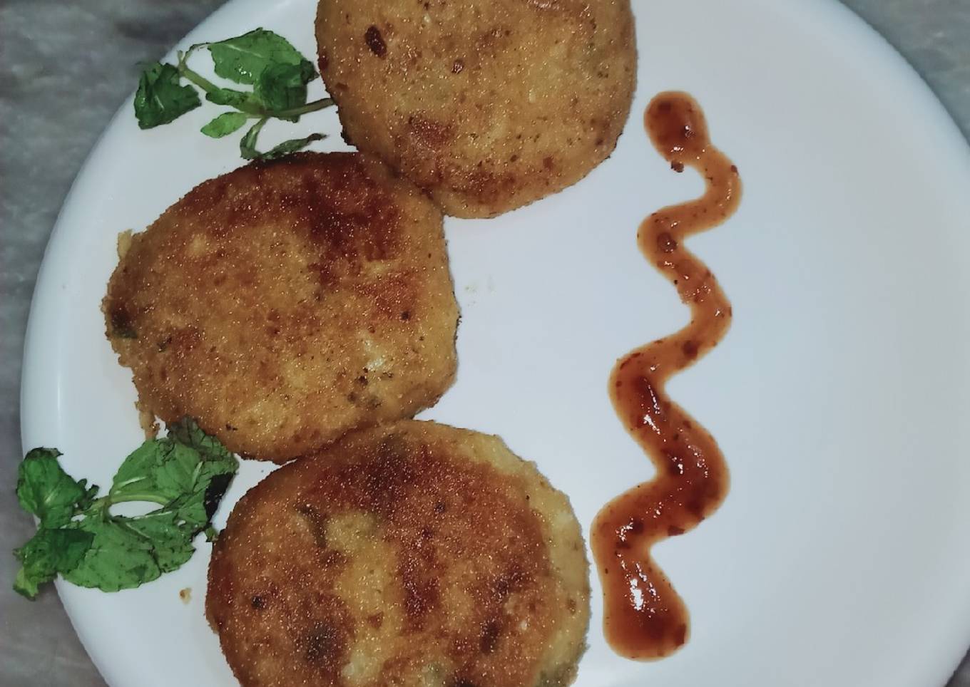 Quick and simple potato chicken cutlets..
