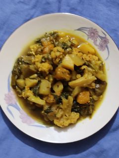 পাঁচ মিশালি সবজি কারি রেসিপির প্রধান ছবি