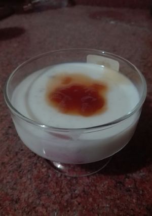 صورة لوصفة مهلبيه بالموز وصوص الكراميل