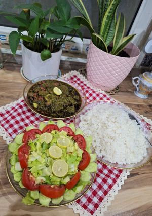 عکسی از دستور قرمه سبزی😋