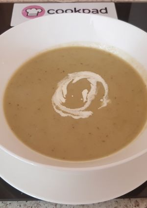 A picture of My Creamy Asparagus, Aubergine & Stilton Soup. 😍.