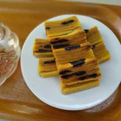 Lapis prunes রেসিপির প্রধান ছবি