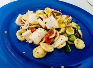 Foto di Orecchiette con ragù bianco di cozze e calamari