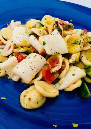 Foto di Orecchiette con ragù bianco di cozze e calamari