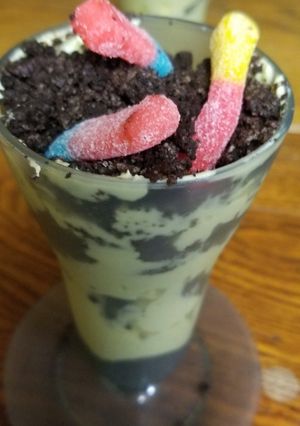 A picture of Dirt Pudding.