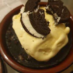 A picture of Oreo Bowl Cake.