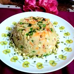 A picture of Semolina- Vegetables Upma.