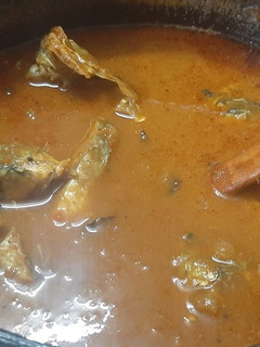 நாவூறும் மீன் குழம்பு(meen kulambu recipe in tamil) செய்முறை முக்கிய புகைப்படம்